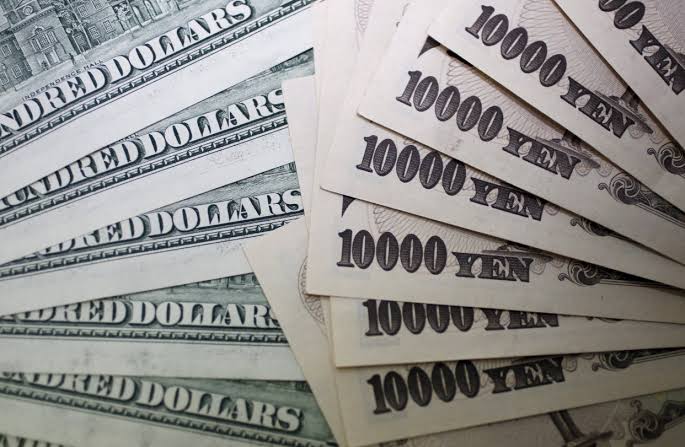 Doların Gücü Asya Para Birimlerini Baskıladı