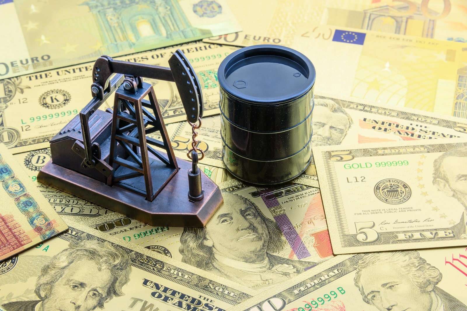 ABD-İran Gerilimi Tırmanırsa Petrol Varil Fiyatı 150 Dolara Ulaşabilir